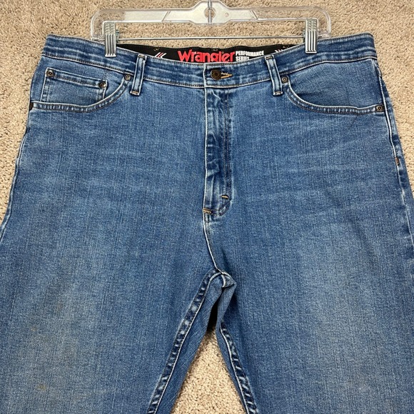 Wrangler Jeans Mens 38x30 Performance Series Blue Denim Stretch Waistband Flex - Picture 1 of 12